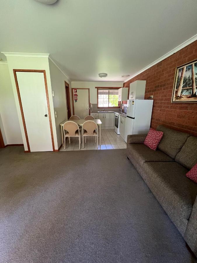 Greenways Holiday Units Tocumwal Bagian luar foto