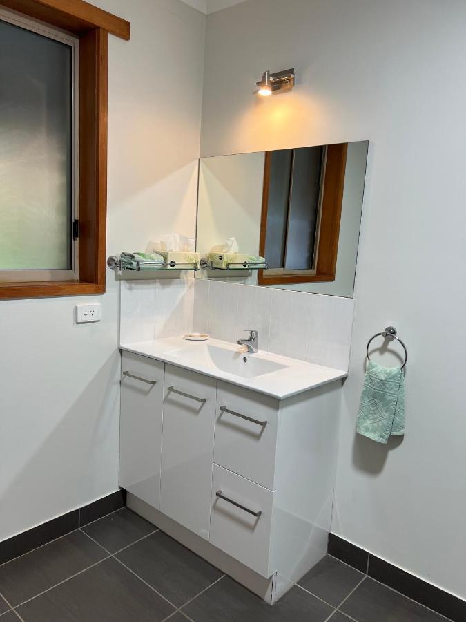 Greenways Holiday Units Tocumwal Bagian luar foto