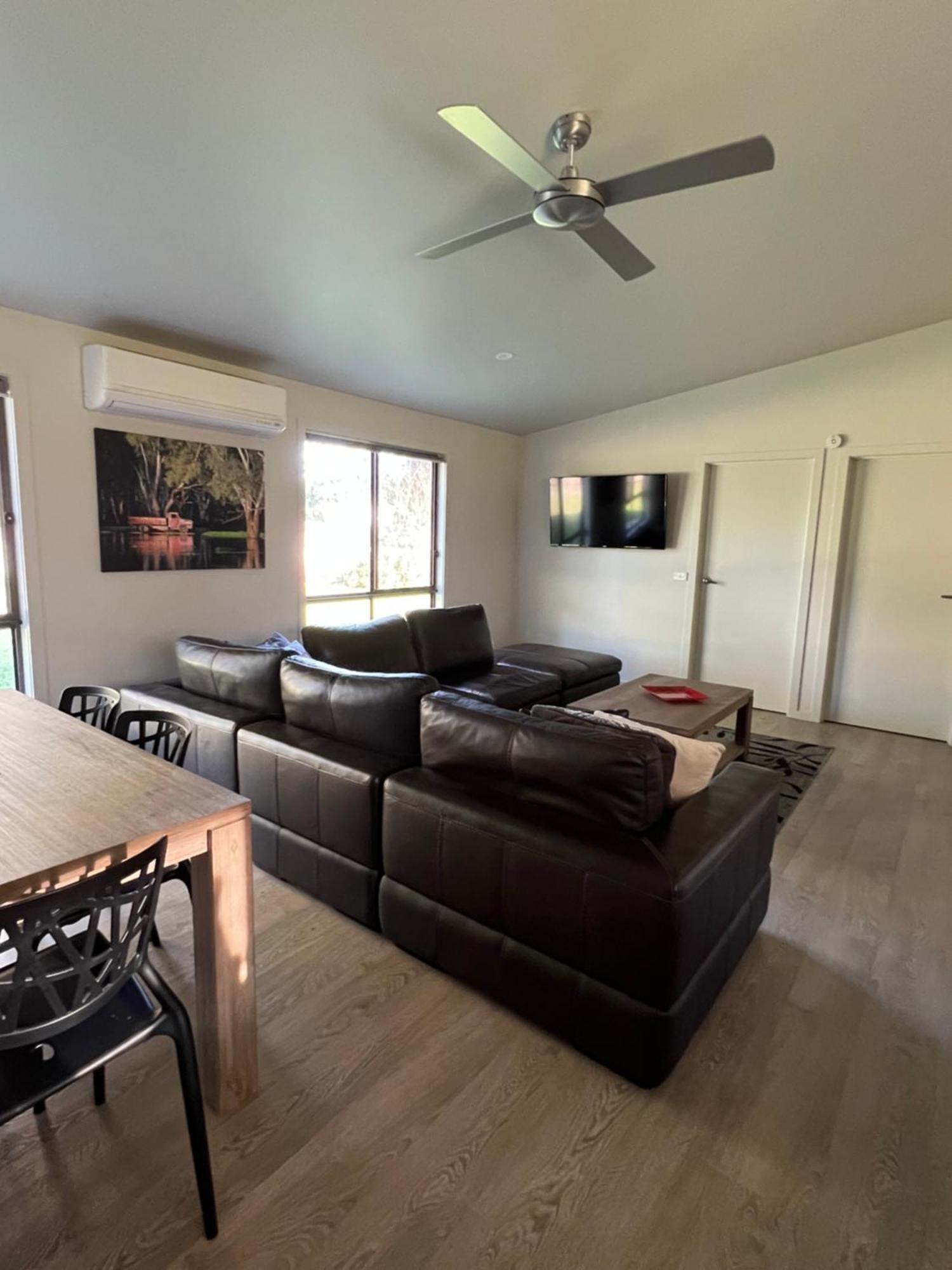 Greenways Holiday Units Tocumwal Bagian luar foto